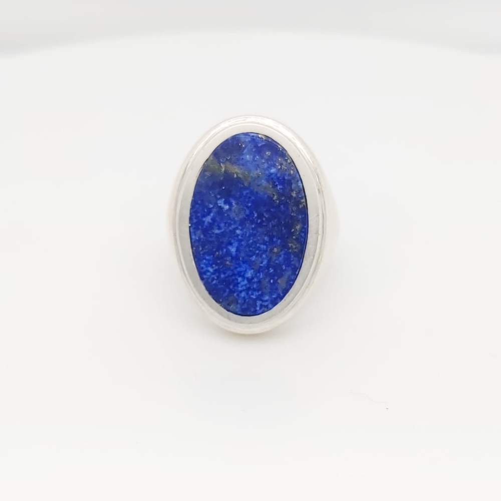 Sterling Silver Vintage Ring With Blue Lapis Stone